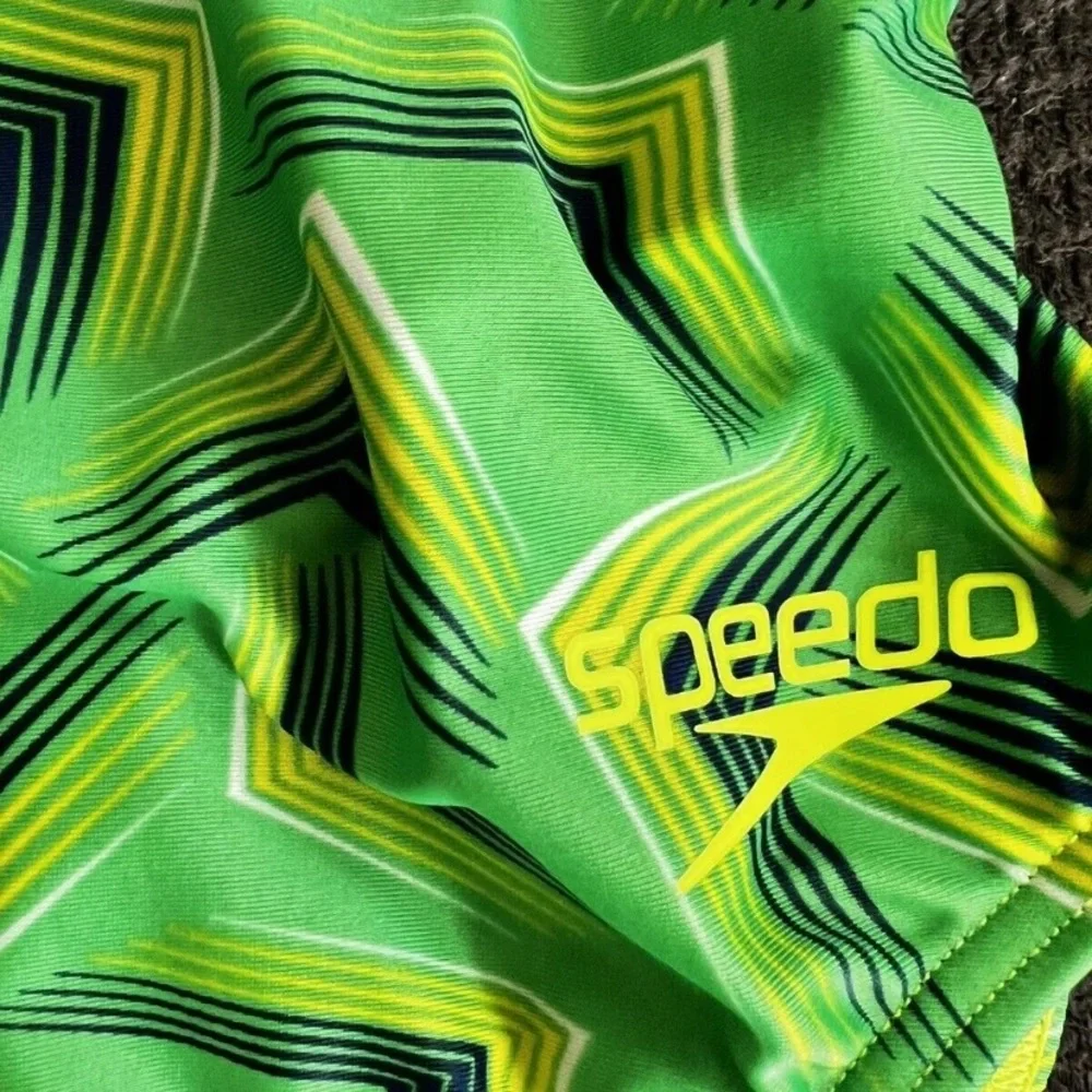 Speedo 1 Pc Play The Angles Pro LT Flyback Swim Team Racing Vibrant Lime - Picture 3 of 5